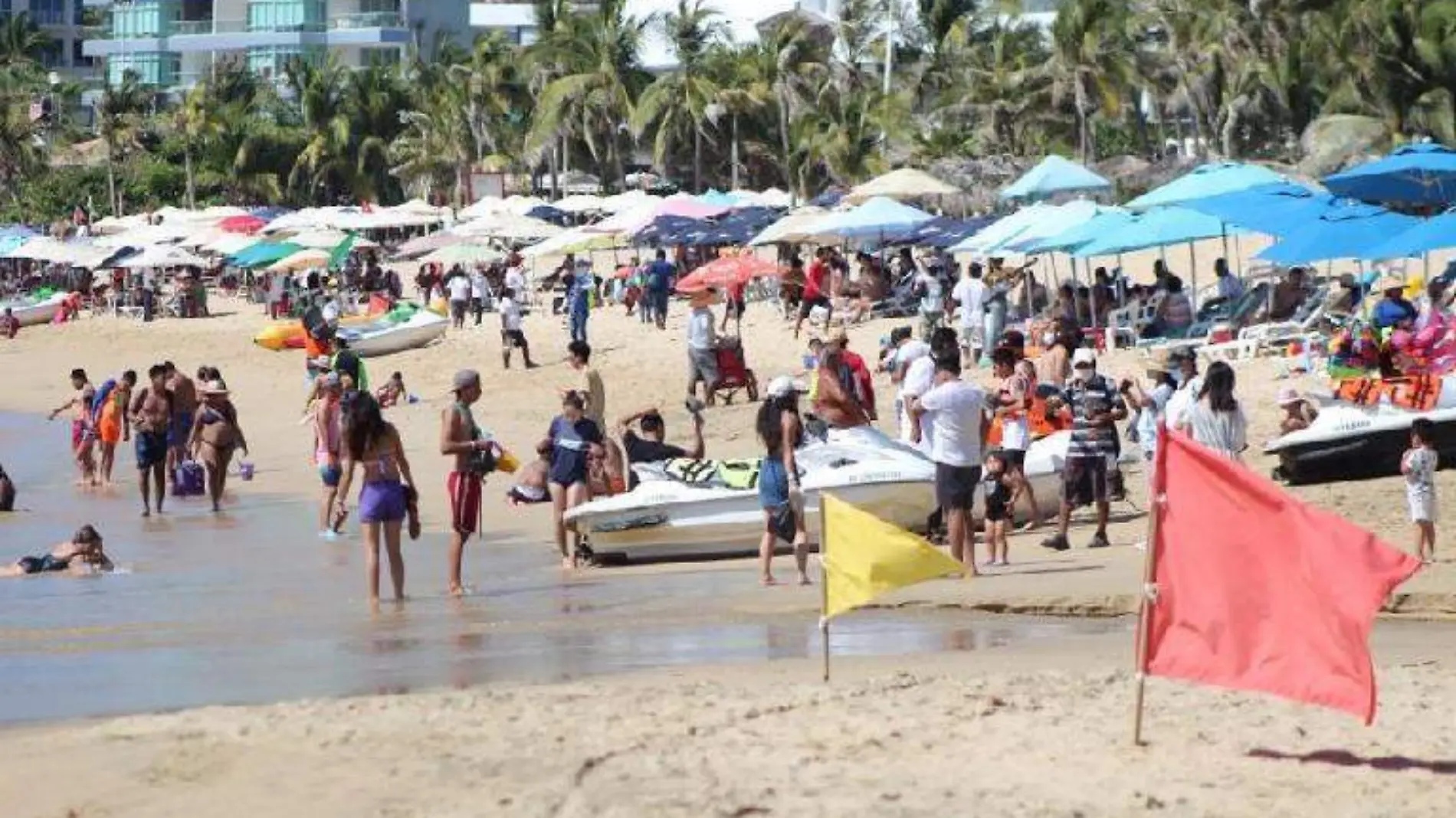 Covid Playa Acapulco